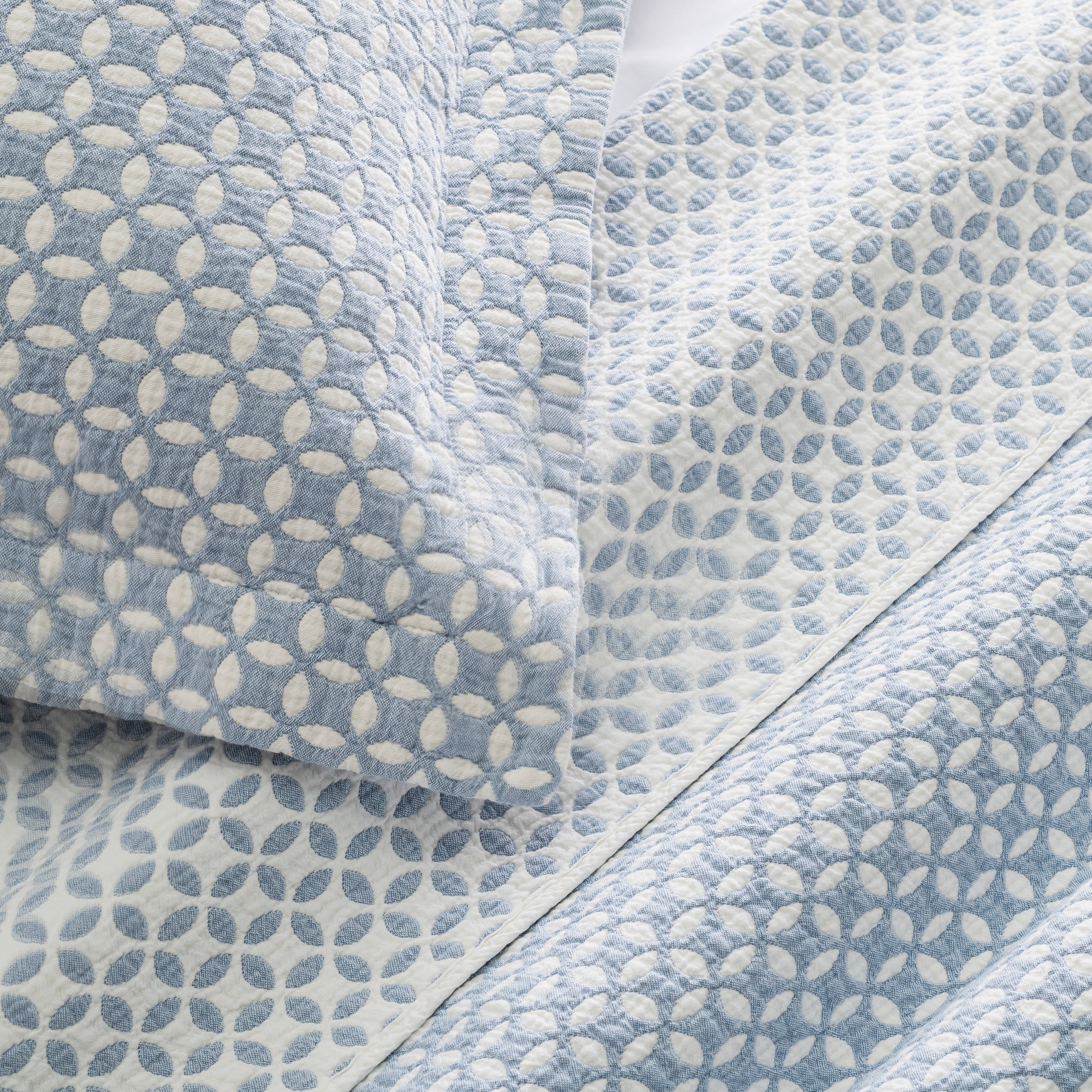 Leaf Bedding Pillow Shams