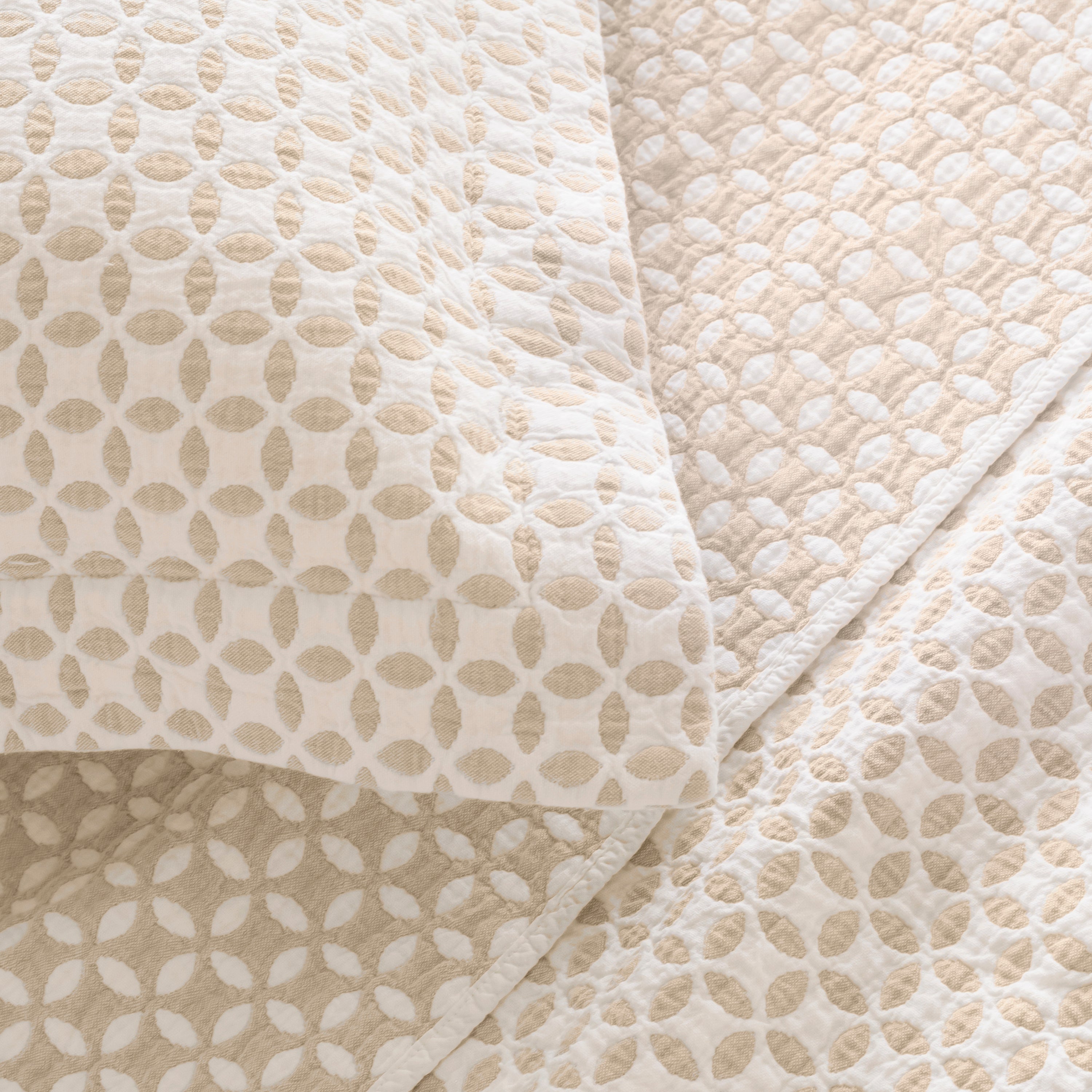 Leaf Bedding Pillow Shams